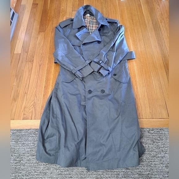 Nova Check Men's Size 44 Long Trench Coat Gray Poland Removable Liner Belt Vtg - Picture 1 of 13